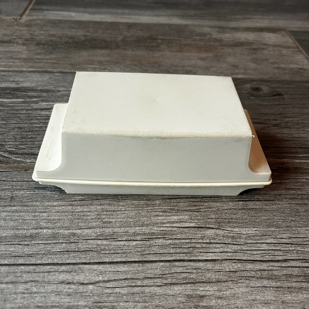Vintage Tupperware‎ Butter Box Cheese Dish Holder Beige